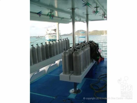 Phuket scuba diving Day Trip Boat Dive Platform