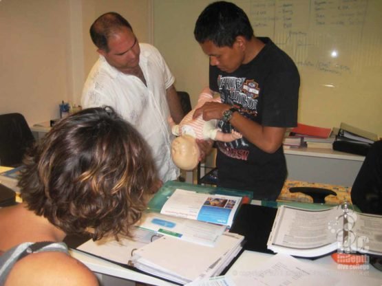 EFR Instructor course meetings the PADI IDC IE requirement