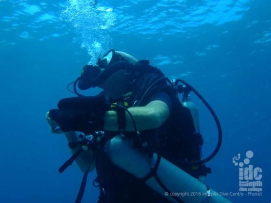 Chris Owen diving his Poseidon Se7en Rebreather on Phuket